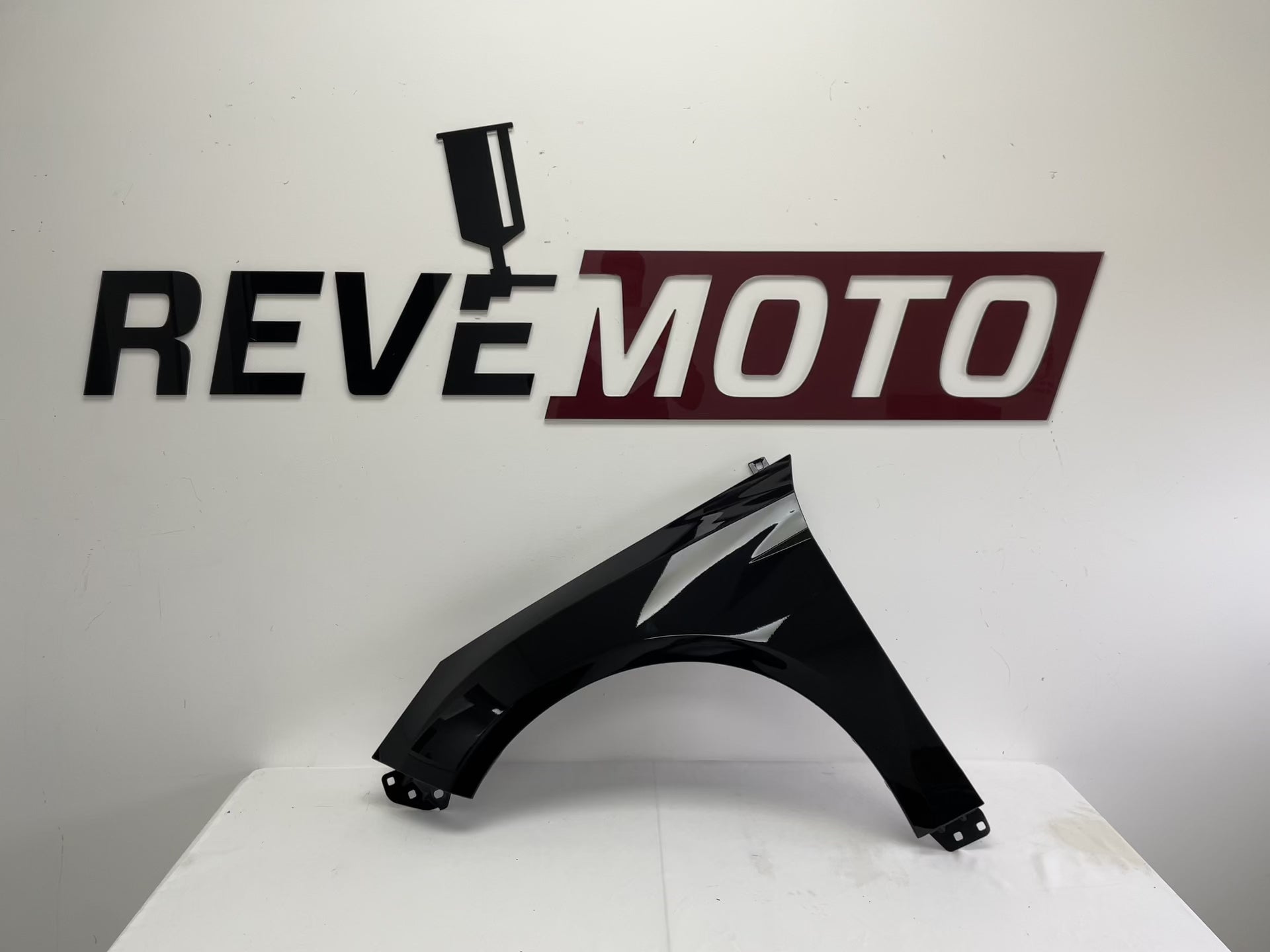 25522 - 2012-2018 Ford Focus Fender Painted (Left, Driver-Side) Absolute Black (G1) BM5Z16006B FO1240287