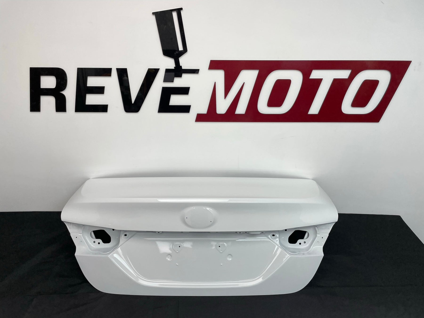 thumbnail interactive-video image 1 of Toyota Camry Trunk Rear Lid Panel Assembly – 2015-2017 – Not Painted – Steel 1 of 6