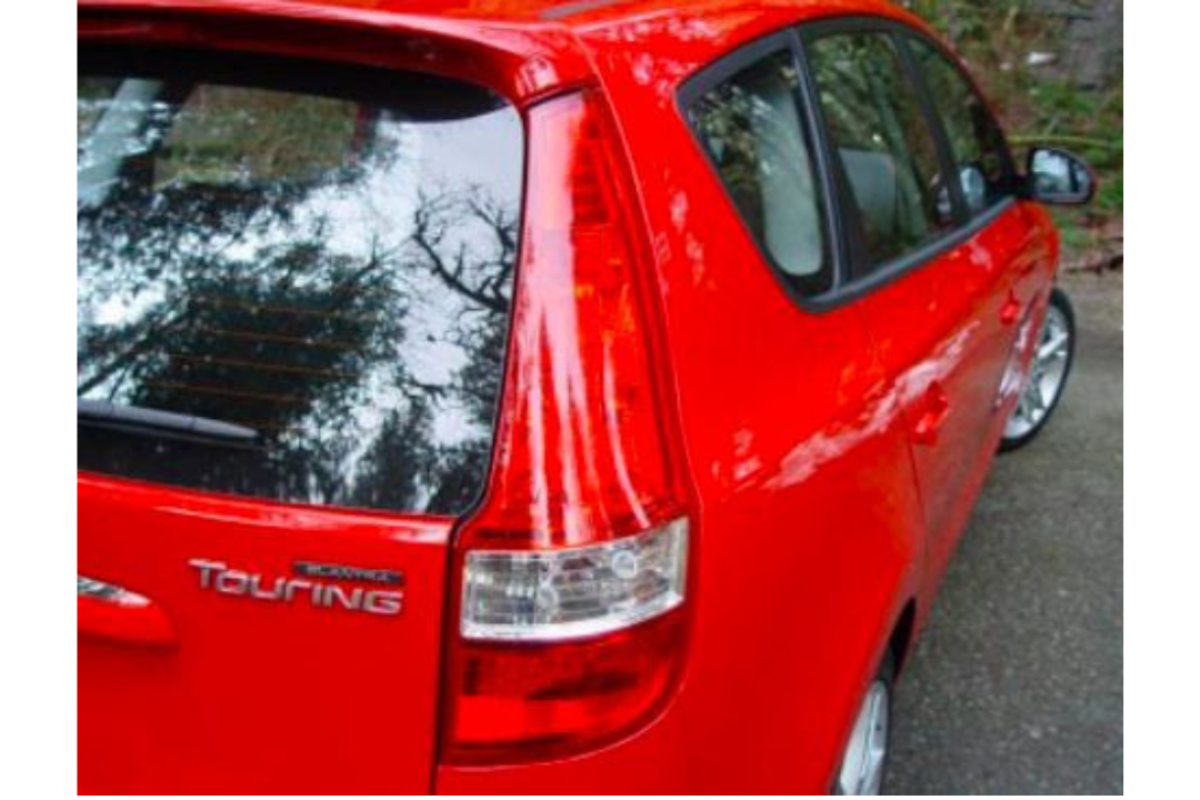 2011 Hyundai Elantra : Spoiler Painted