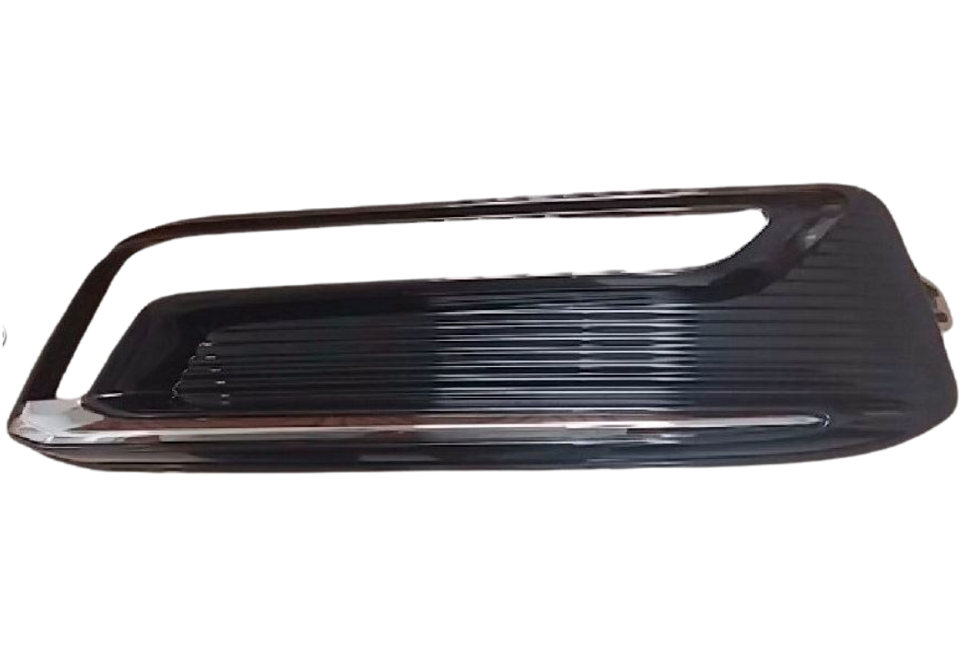 2014-2020 Chevrolet Impala Fog Light Bezel Painted (Driver-Side) 23455347 GM1038166
