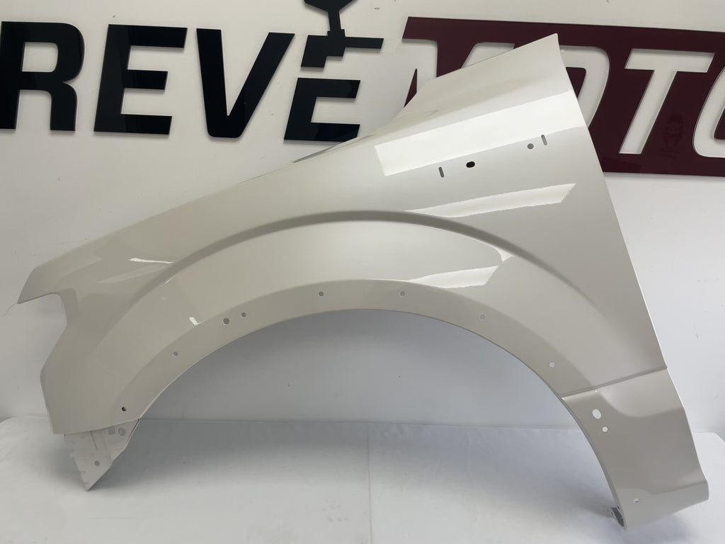 24730A - 2015-2020 Ford F150 Fender Painted White Platinum Pearl (UG) JL3Z16006B FL3Z16006B VL3Z16006C FO1240299 ReveMoto Painted Auto Parts Replacement