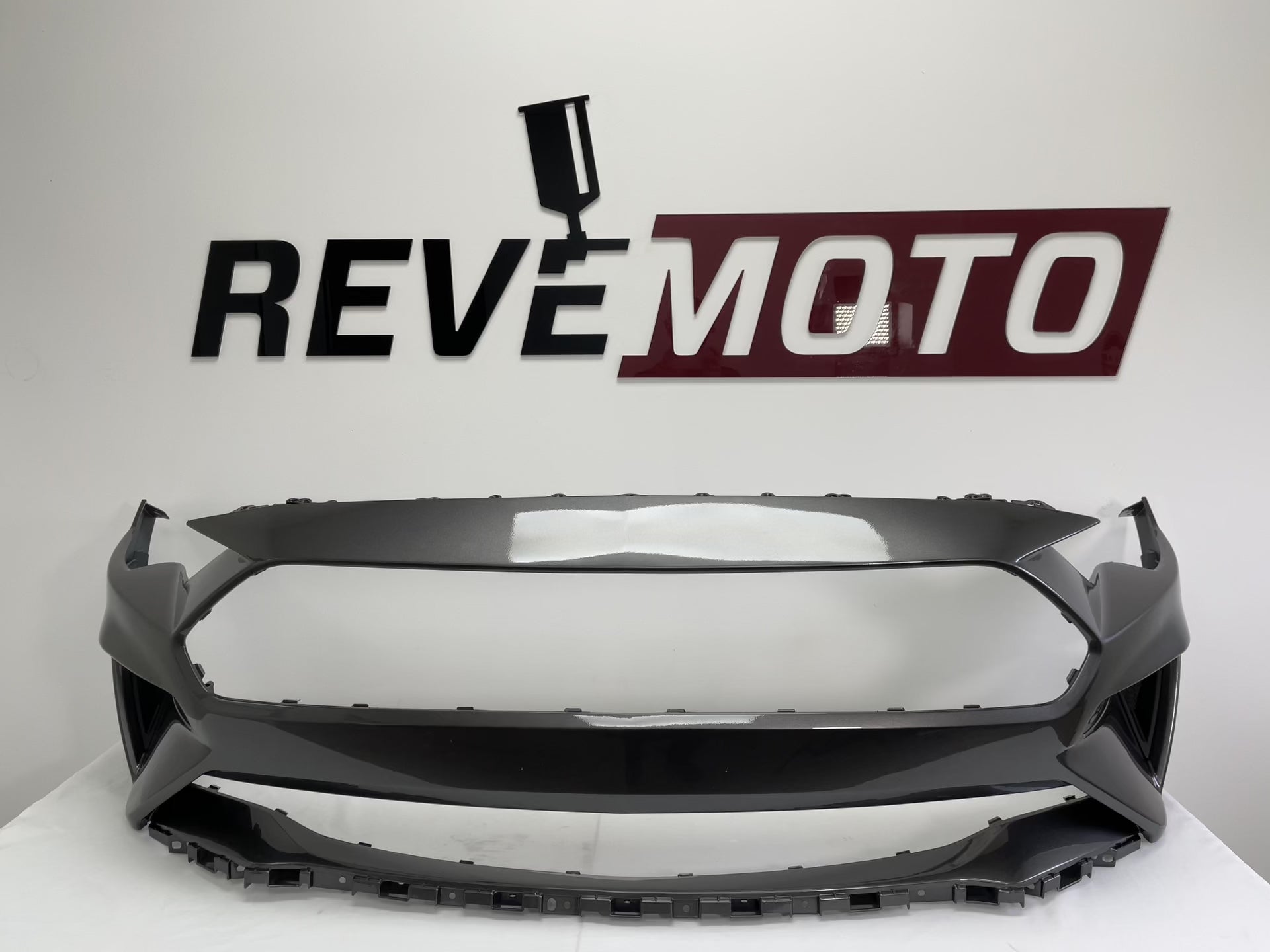 23323 - 2018-2023 Ford Mustang Front Bumper Painted (WITH Sport) Magnetic Metallic (J7)  JR3Z17D957DAPTM FO1000746
