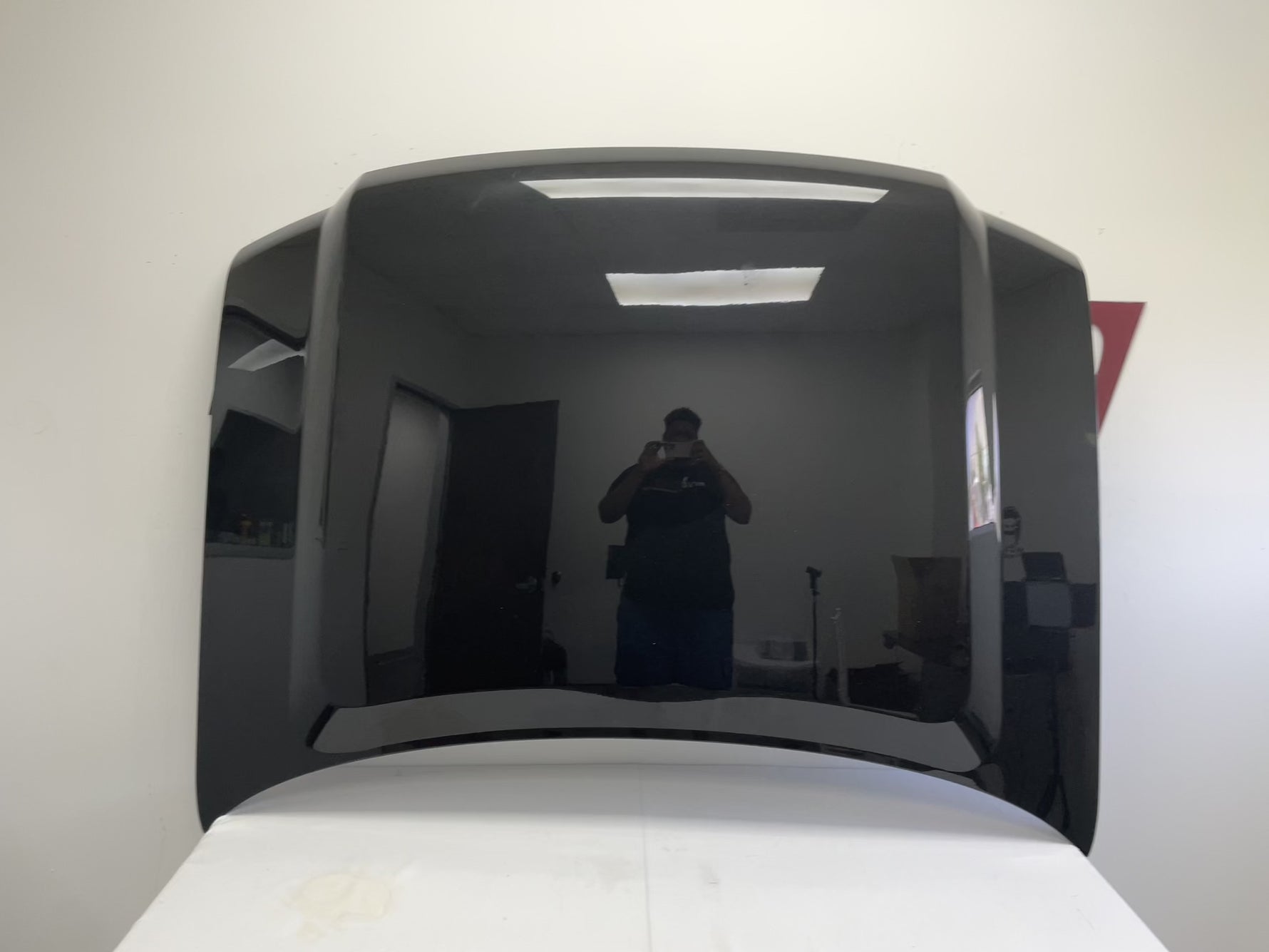 24901 - 2007-2017 Ford Expedition Hood Painted Tuxedo Black Metallic (UH)