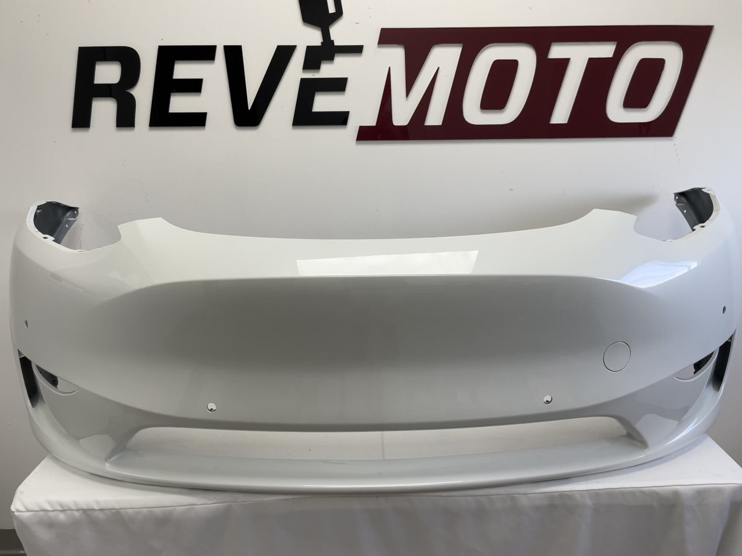 25055 Painted Front Bumper for 2020-2024 Tesla Model Y - White Water Pearl (PPSW) - Part Number  1493736S0C ReveMoto Painted Auto Parts Replacement