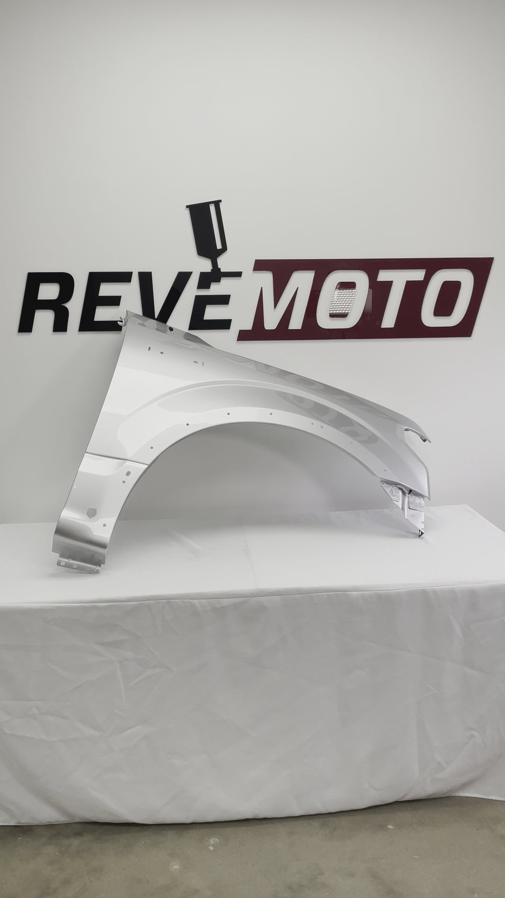 23507 - 2015-2020 Ford F150 Fender Painted (Right; Passenger-Side) Ingot Silver Metallic (UX)  JL3Z16005C FO1241298 ReveMoto Painted Auto Parts Replacement