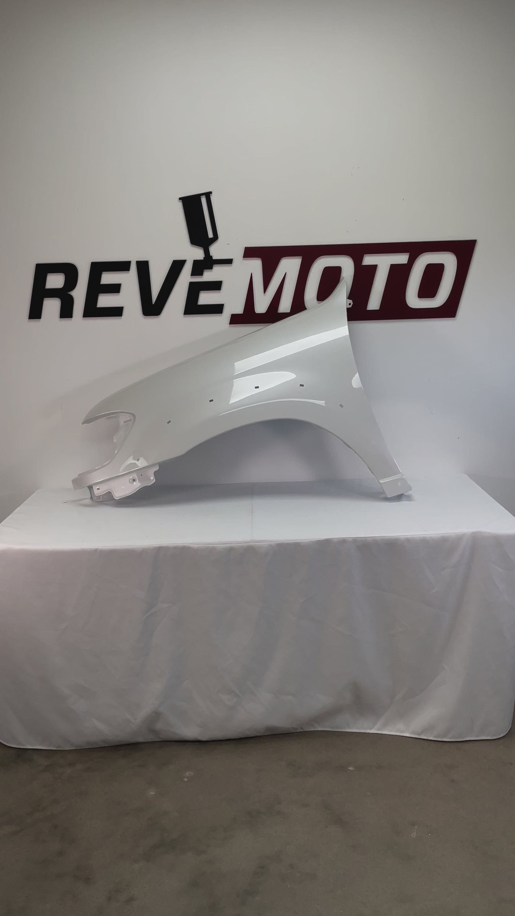 2005-2007 Toyota Sequoia Fender Painted Arctic Frost Pearl (071) 538020C100