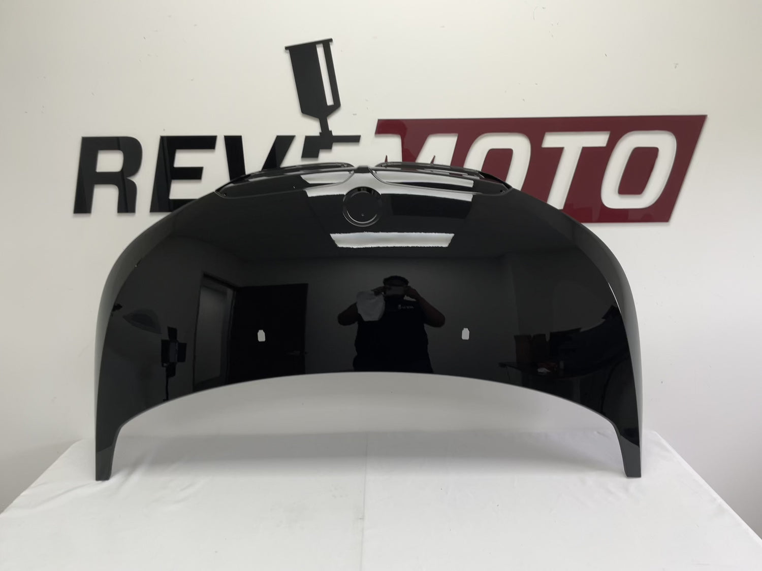 2018-2021 BMW i3s Hood Painted