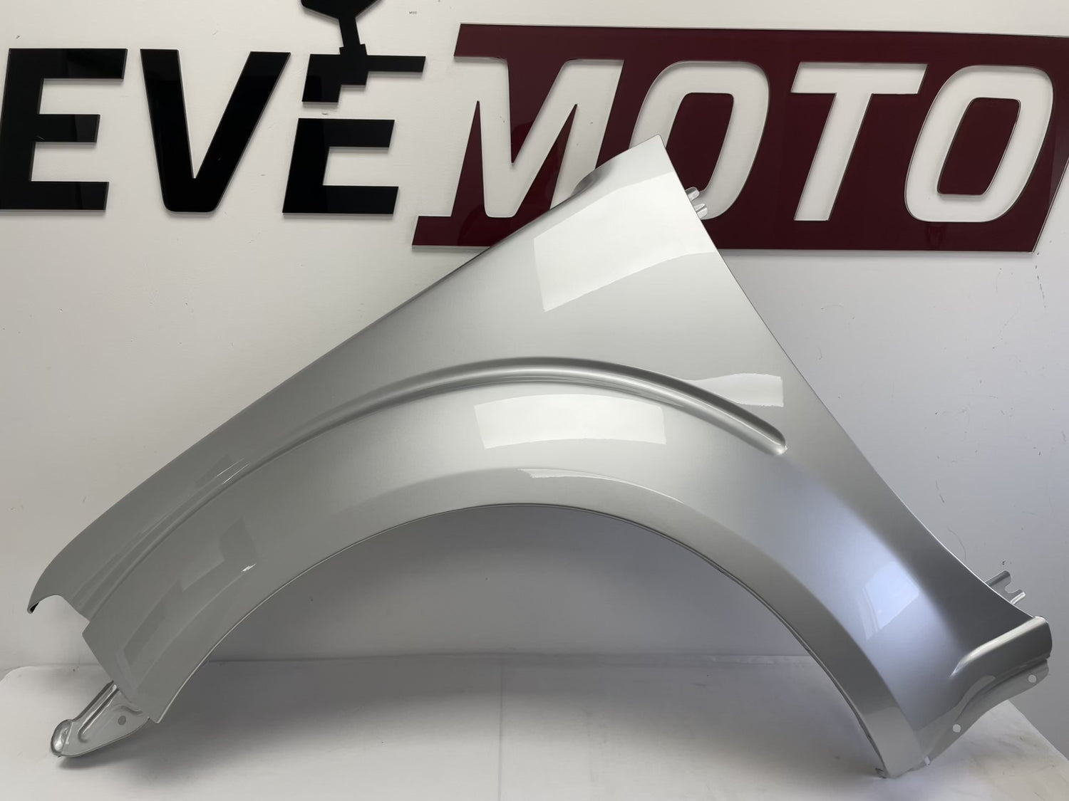 25640 - 2005-2012 Nissan Pathfinder Fender Painted Liquid Platinum Metallic K23 63101ZL15A NI1240184