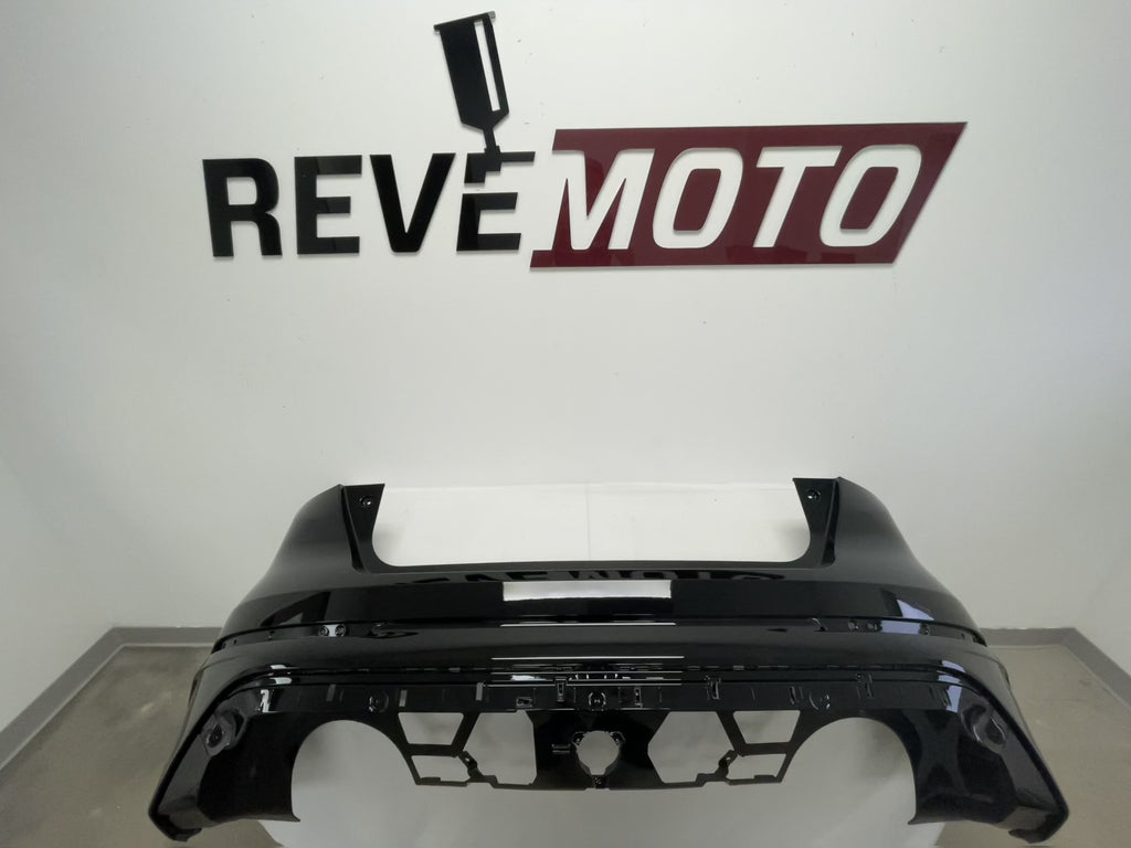 25923 - 2016-2018 Ford Focus  Rear Bumper Painted (RS Model) Absolute Black (G1) G1EZ17906AA