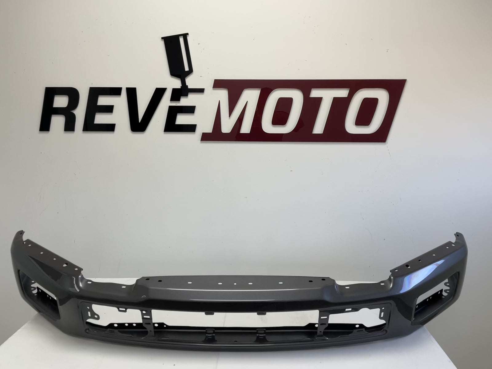 25372 - 2018-2020 Ford F150 Front Bumper Face Bar Painted  Magnetic Metallic (J7)  JL3Z17757EAPTM FO1002429