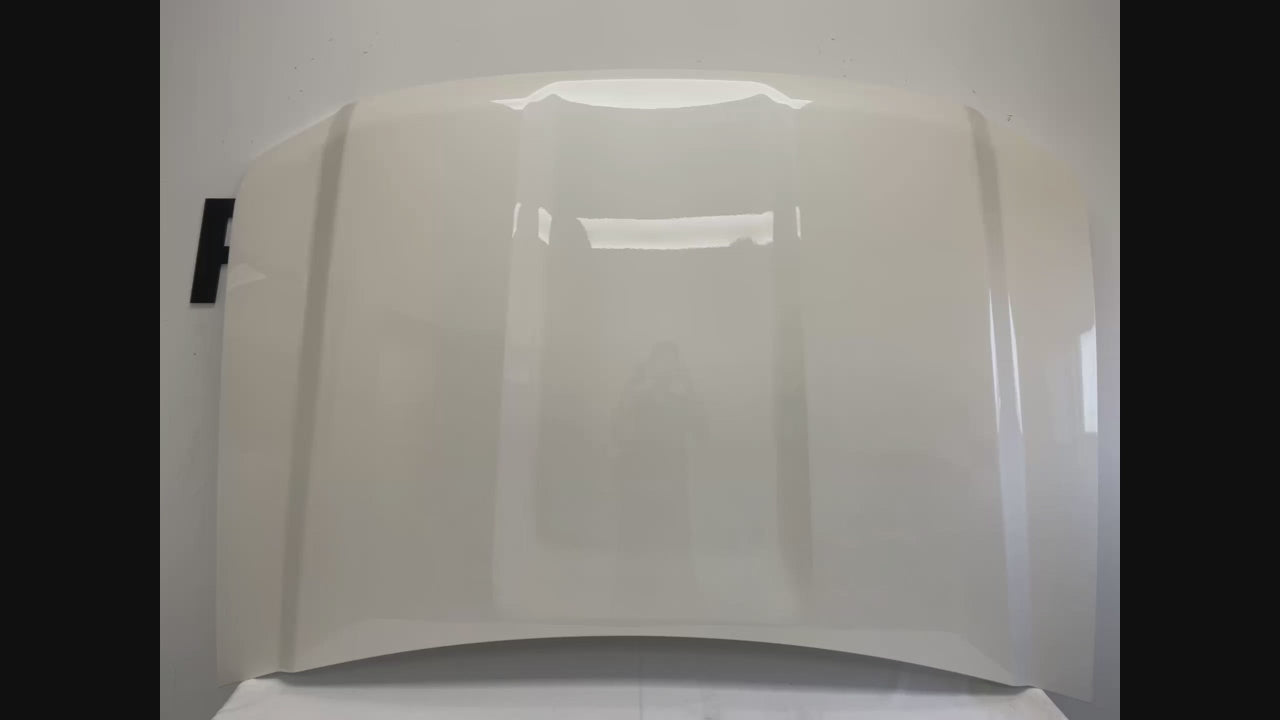 2014-2019 GMC Sierra Hood Painted (1500) White Diamond Pearl (WA800J) 84348415_GM1230425