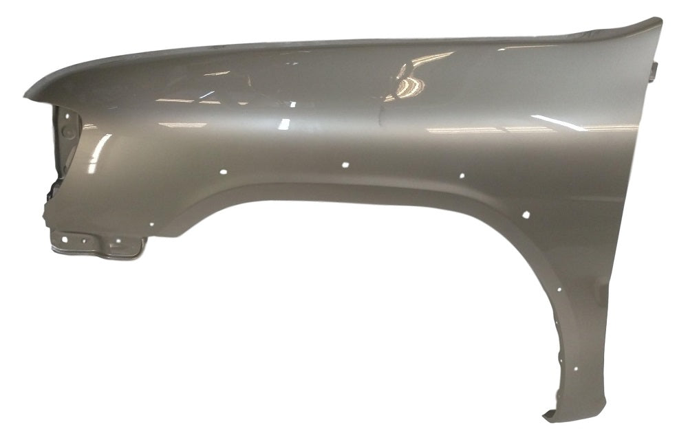 2001 Nissan Pathfinder Driver Side Fender LE, SE, With Flare,Side Guard Molding Painted Sahara Beige Metallic (CR0)