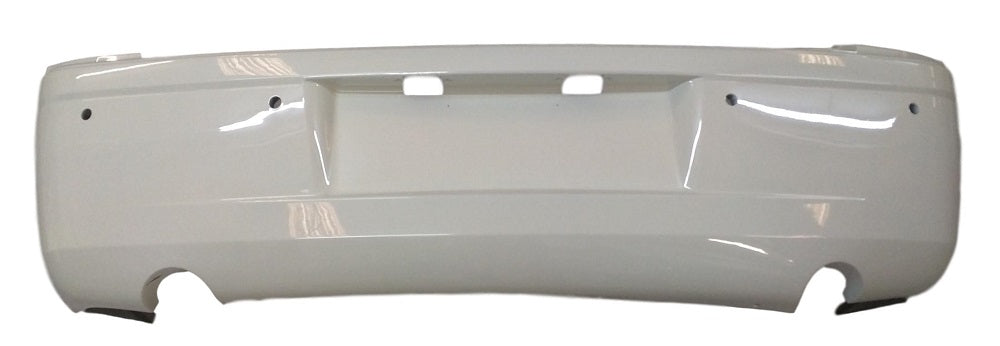 2005 Chrysler 300 Rear Bumper 5.7L With Parking Sensor Painted Cool Vanilla (PWG)